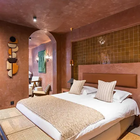 Exceptional Duplex - 6br-12p - Montorgueil